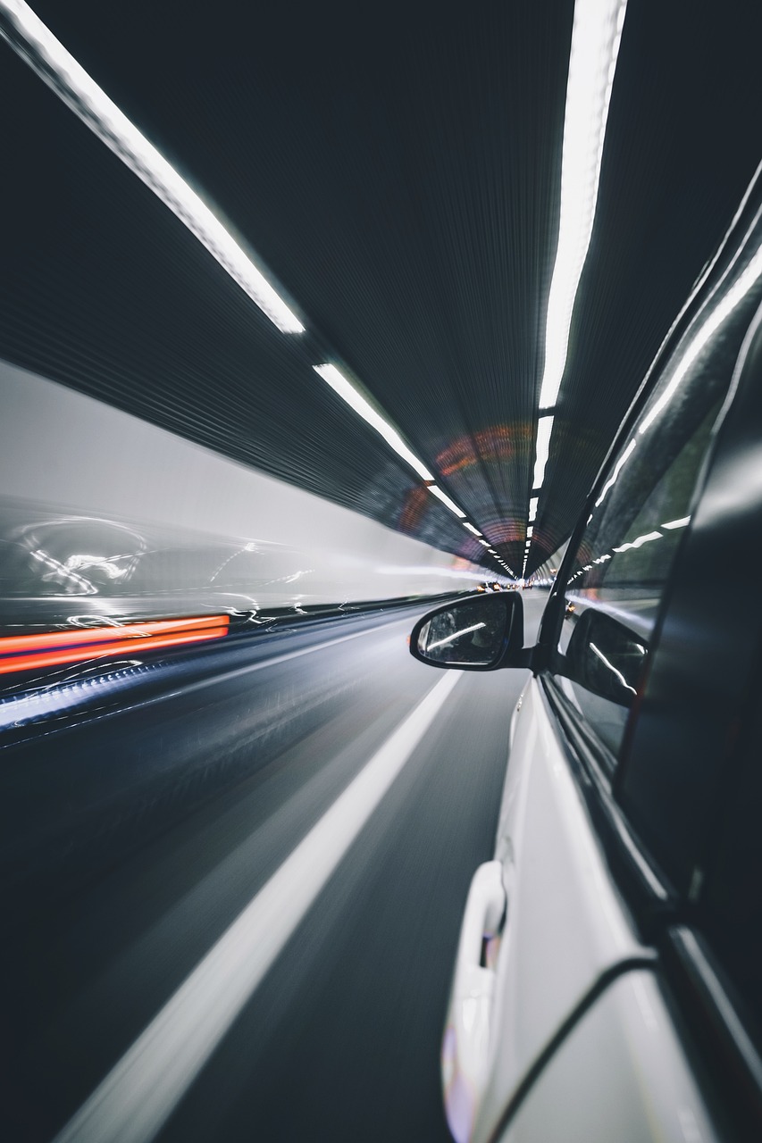 徐工漢風(fēng)新款轎車，引領(lǐng)未來卓越出行之選