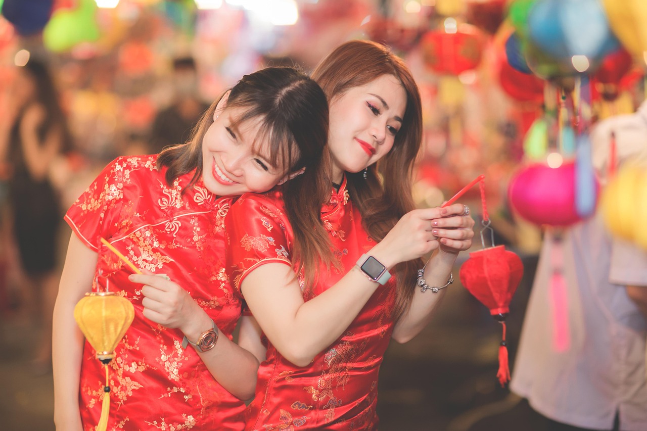 范偉最新喜劇作品，笑中帶淚，觸動人心弦的魅力演繹