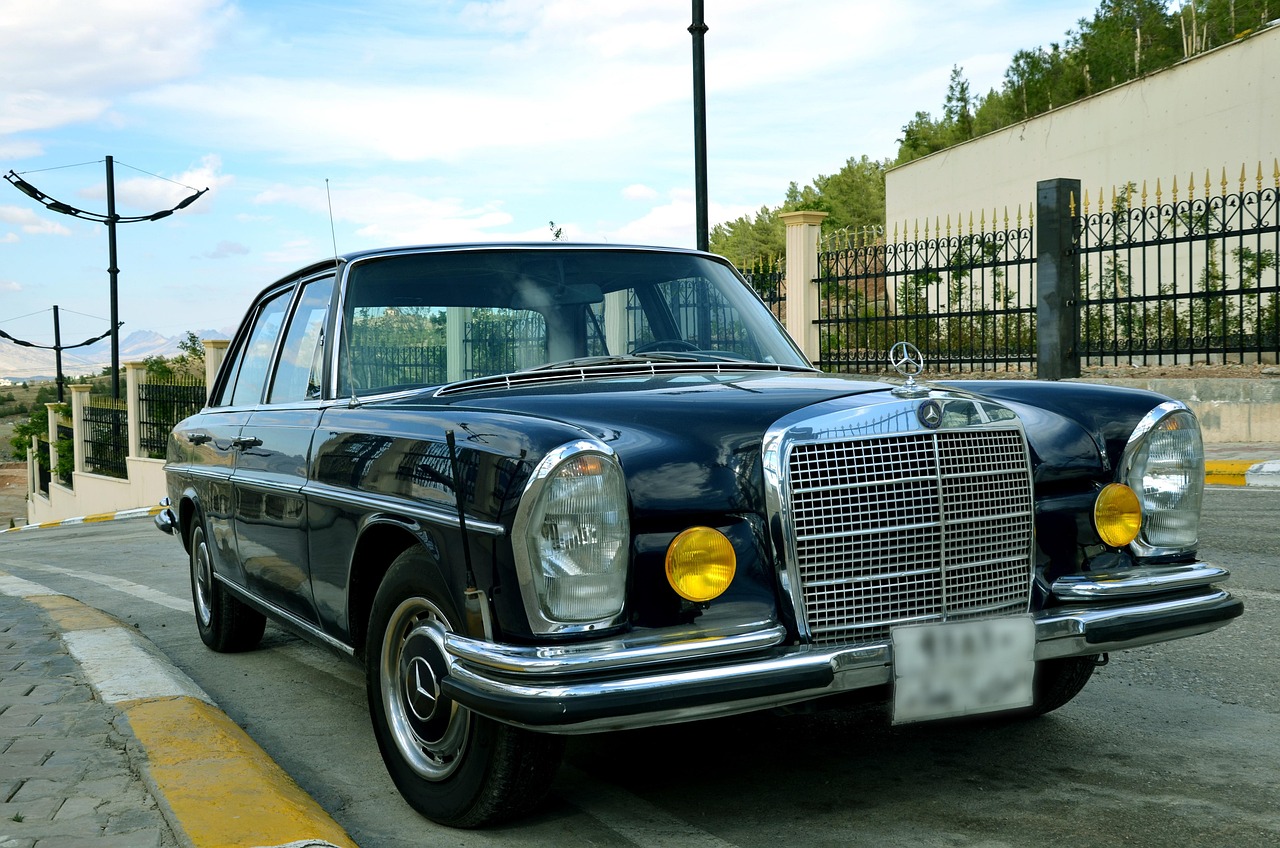 豪華SUV市場(chǎng)獨(dú)特魅力，霸道車型與價(jià)格解析