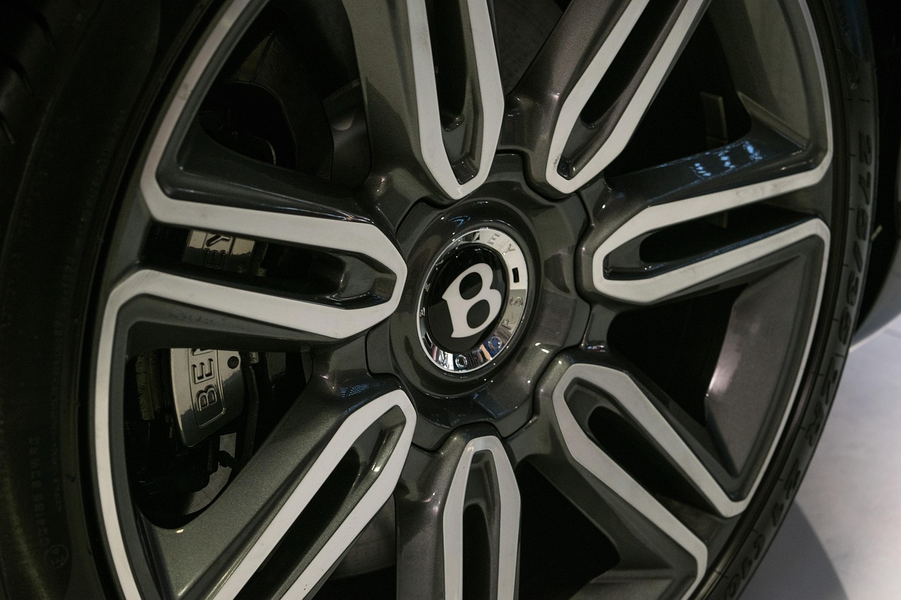 豐田全新小型SUV，引領(lǐng)未來(lái)出行的理想之選，時(shí)尚與性能的完美結(jié)合