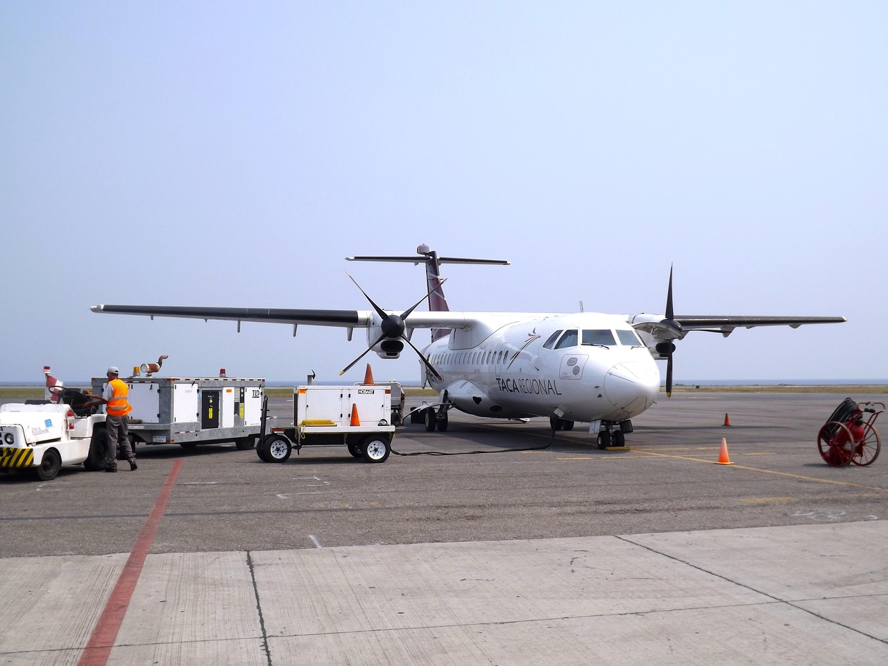 中國(guó)商飛股票600615，航空制造業(yè)的潛力股探索